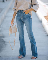 Pantalon évasé déchiré taille haute en jean